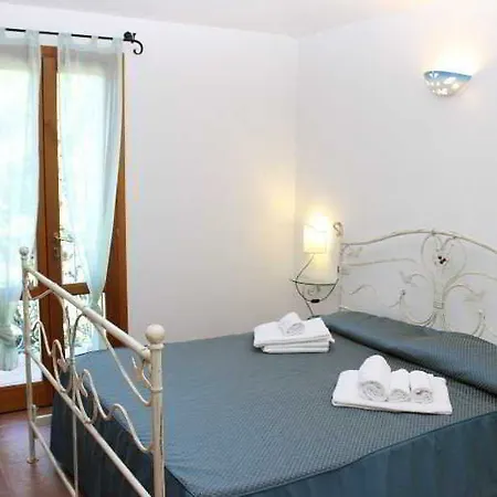 호텔 Bouganvillage