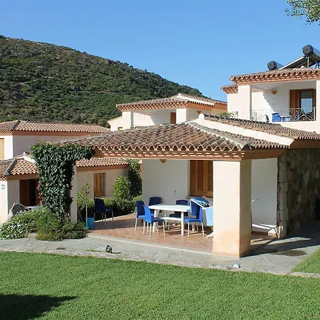 Bouganvillage